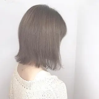 ミディアム カラー カラーサロン ビスカリアのヘアスタイル