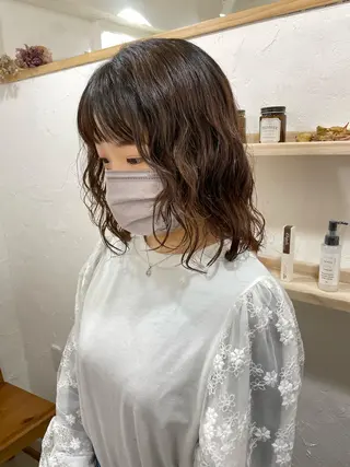 ミディアム カラー パーマ 髪質改善 縮毛矯正/ レイヤー/銀座/本木のヘアスタイル