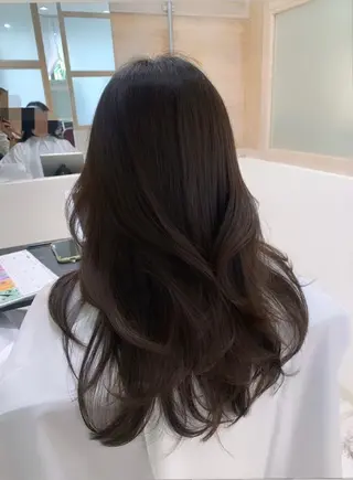 セミロング 垢抜け 雰囲気アップ ふにゅう ののかのヘアスタイル