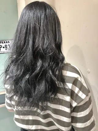 ロング カラー NATSUMI AR.MARAのヘアスタイル