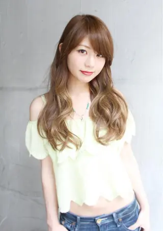 ロング 桑名 淳のヘアスタイル