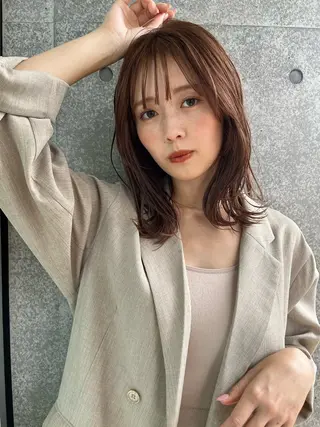 セミロング カラー クスノキ ヤスタカのヘアスタイル