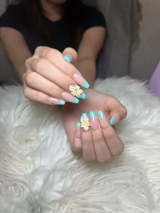 ネイル Anela Nail Studioのネイルデザイン