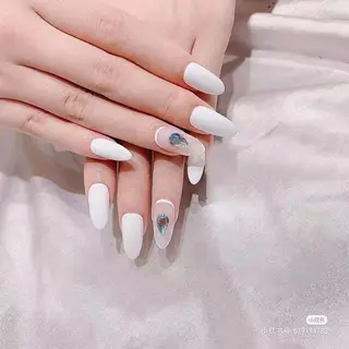 ネイル Theone栄店 伊藤のネイルデザイン