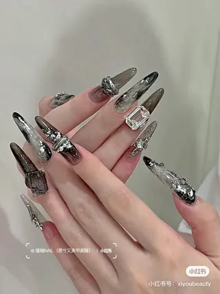 ネイル 大久保YISnail スカルプ専門店のネイルデザイン