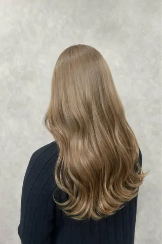 ロング カラー ミルクティー職人× HIROSEのヘアスタイル