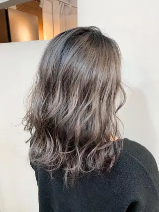 セミロング カラー ヘアアレンジ ネイル マツエク・マツパ ブリーチ特化 / share 元太のヘアスタイル