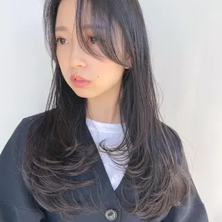 セミロング 似合わせカット✂️ 稲垣亮平のヘアスタイル