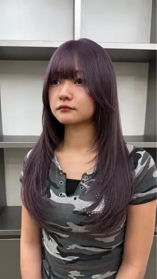 セミロング カラー ヘアアレンジ レイヤーカット×透明 感カラー💫AINAのヘアスタイル