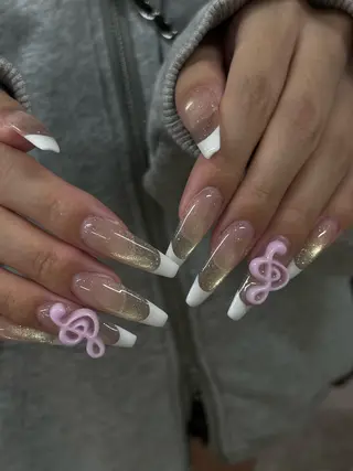 ネイル Bianca 今池　Yamazoeのネイルデザイン