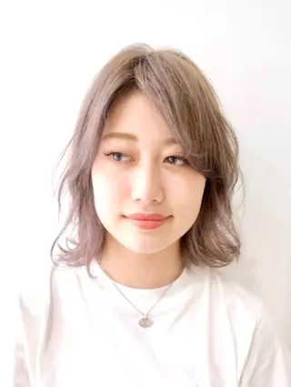 ミディアム カラー HIQU ROOM 💫yuka.のヘアスタイル