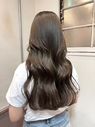 ロング カラー マンツーマン施術/ ダブルカラー/アリサのヘアスタイル
