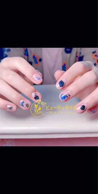 ネイル Moonstone Salonのネイルデザイン