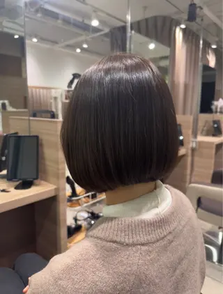 ショート カラー Ash浦安店 富谷 日菜乃のヘアスタイル