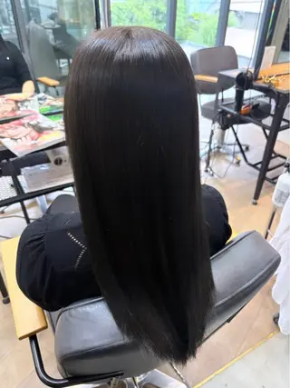 カラー 🩶𝐤𝐢𝐧𝐚 🩶のヘアスタイル