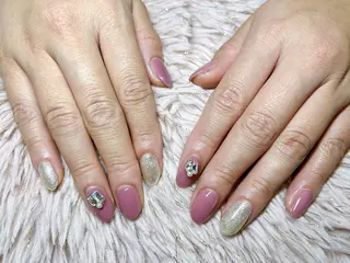 ネイル レイレア ネイルルームのネイルデザイン