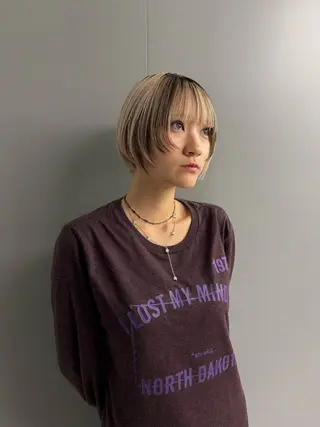 ショート カラー 掛川 瑠唯のヘアスタイル