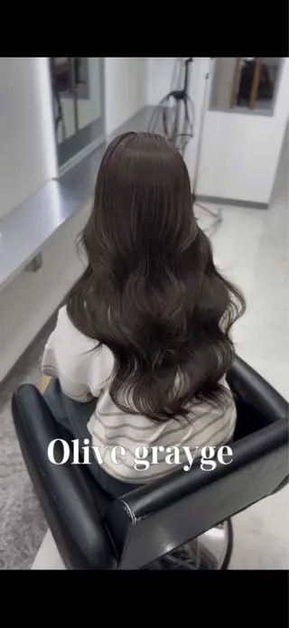 ロング 実子 /透明感カラーのヘアスタイル