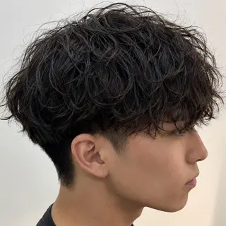 パーマ メンズ 男の理想を叶える🔥 メンズパーマ特化|関のヘアスタイル