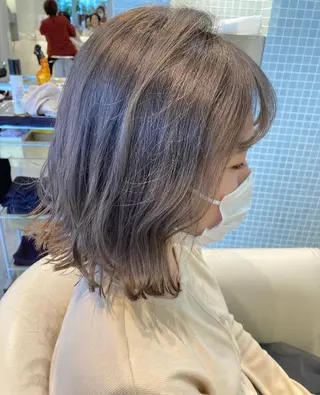 カラー 安永 里帆のヘアスタイル