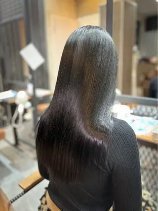 ロング suzuka🌿 レイヤー/艶カラーのヘアスタイル