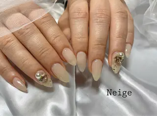 ネイル Neige‪𓂃ai ＊梅津 / 松尾のネイルデザイン