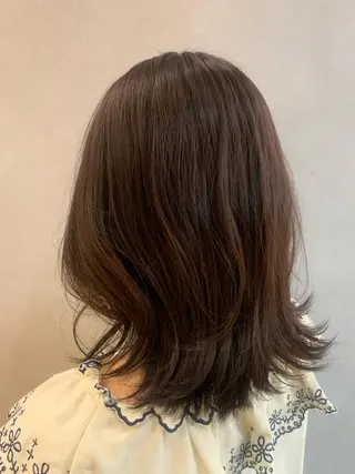 ミディアム 土佐 優奈のヘアスタイル