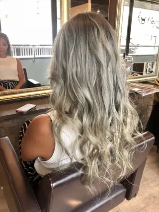 セミロング カラー 美髪・艶髪特化美容師 RYOJIのヘアスタイル
