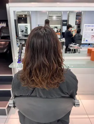 ロング 石毛 大翔のヘアスタイル
