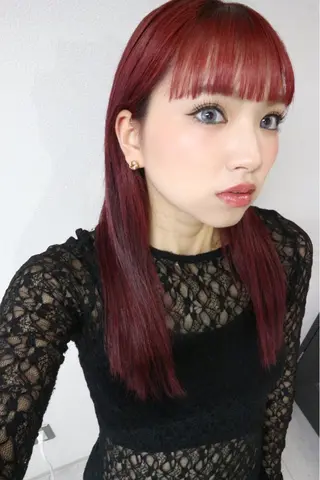 ロング カラー AKO .のヘアスタイル