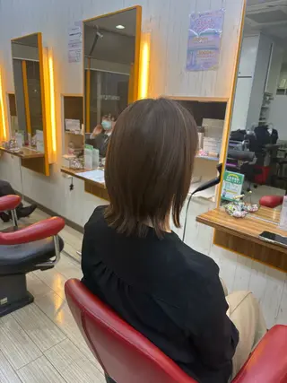 ミディアム HITSTUDIO ハルカのヘアスタイル