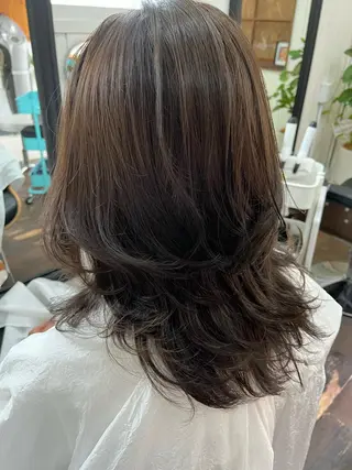 ミディアム 紙屋 隼人のヘアスタイル