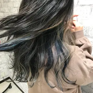 ロング カラー Oopsレイヤー 加藤澄都のヘアスタイル
