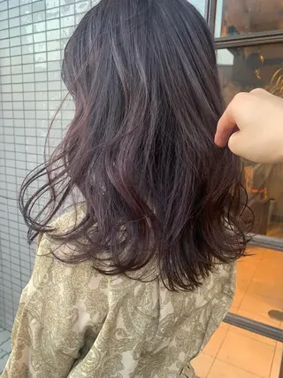 ミディアム カラー ヘアアレンジ 本間 結衣のヘアスタイル