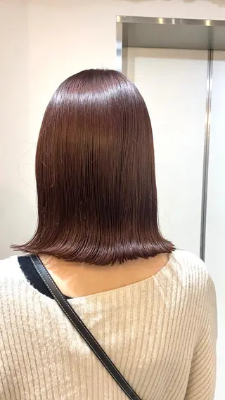 ミディアム カラー louwe 武藤幸世のヘアスタイル