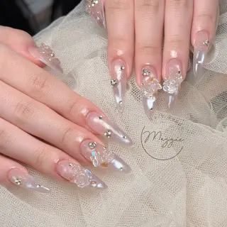 ネイル Maggie Nail🦩のネイルデザイン
