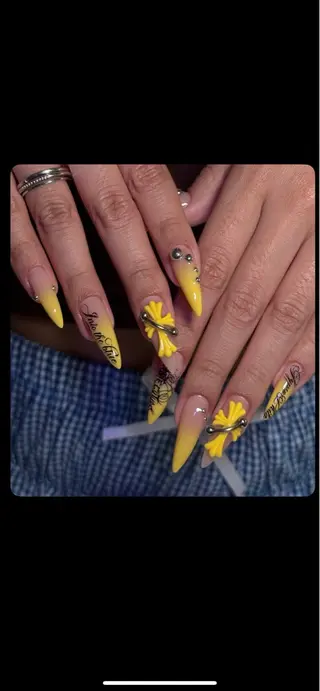 ネイル NiJi Nailsのネイルデザイン