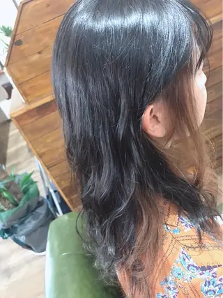 ロング カラー Rug Relief 吉田のヘアスタイル