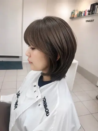 ミディアム ショートカット / 星野菜月のヘアスタイル