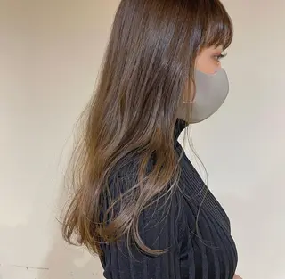 セミロング カラー io濱川 遥のヘアスタイル