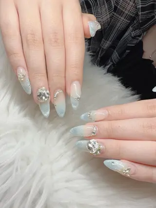 ネイル Lee Nailsのネイルデザイン