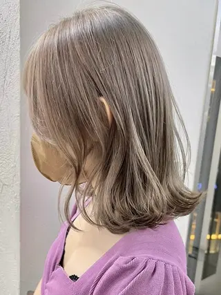 ミディアム カラー ブリーチダブルカラー 【koide】のヘアスタイル