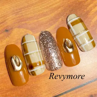ショート ネイル nail salon Revymoreのネイルデザイン