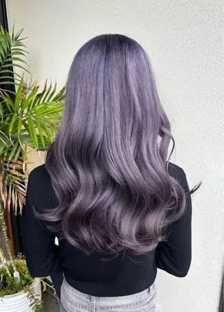 ロング 下河 美友のヘアスタイル