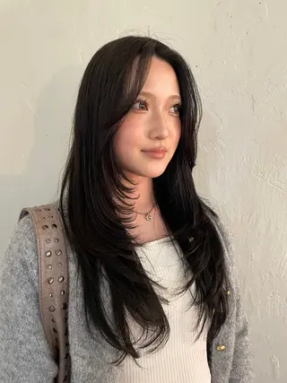 ロング カラー チカシツ.ゼン/ フウカのヘアスタイル