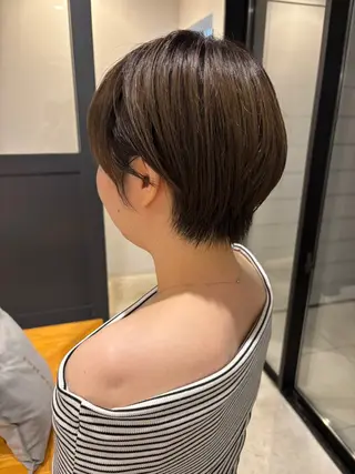ショート PORTofCALL kotoneのヘアスタイル