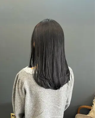 セミロング カラー 暗髪とオリーブ🌿 渡辺拓人のヘアスタイル