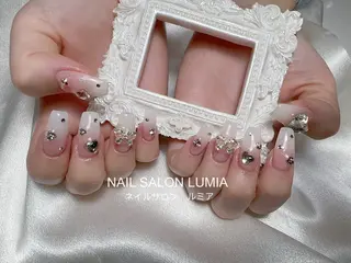 ネイル ネイルサロン ルミア Lumia 店長施術のネイルデザイン