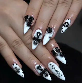 ネイル Iconic Nailのネイルデザイン