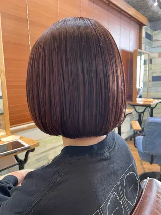 ショート 穐山 春佳のヘアスタイル